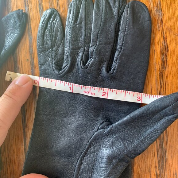 VTG Black Leather Gloves Cut Out Embroidery Handstitched Flowers Soft Leather - Picture 6 of 7